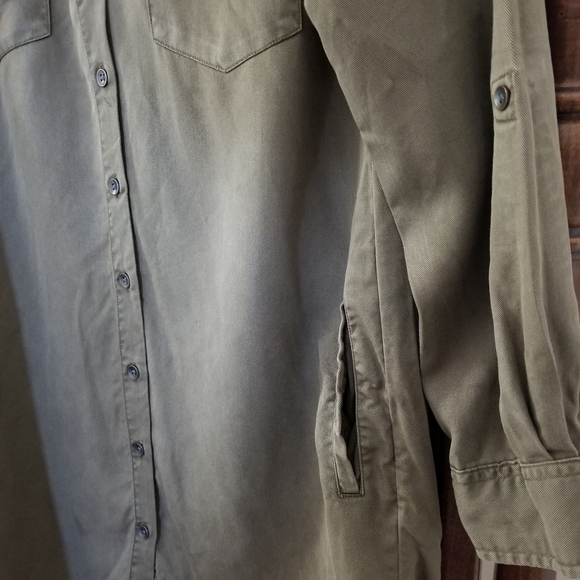 Thread and Supply button up tunic - Picture 3 of 8